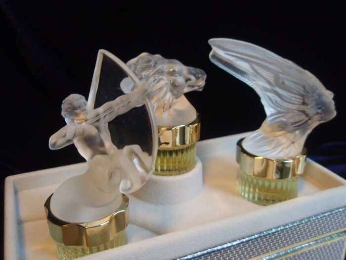 Lalique - Lalique - 'Les mascottes miniaturen " (1) - Glass / lucite