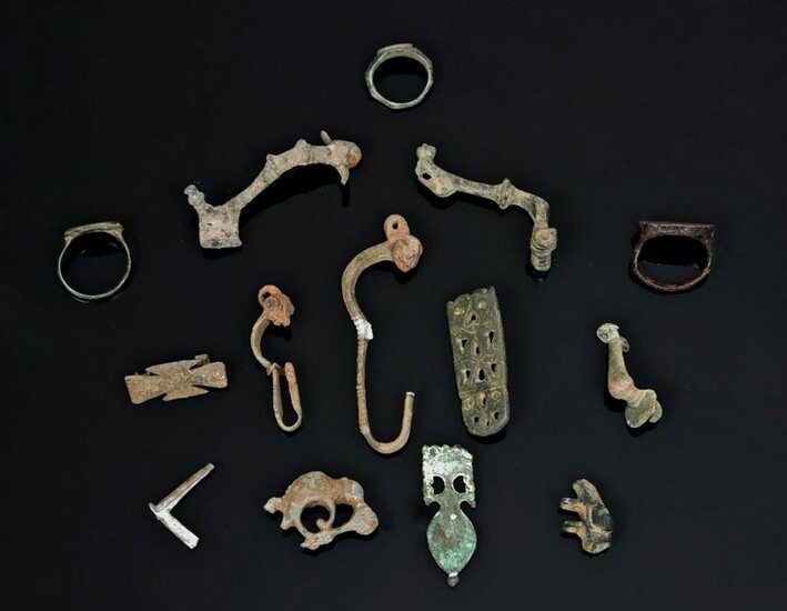 Lot of 14 Roman Bronze / Iron Fibulas, Rings, Fittings