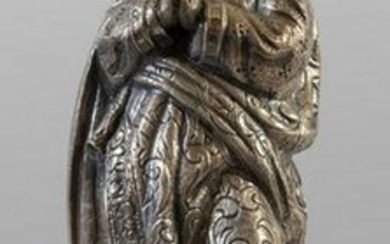 Madonna, scultura in argento finemente sbalzato
