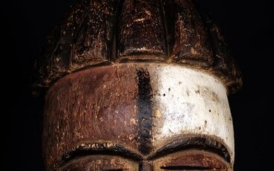 Mask (1) - Wood - Gabon - Early 20th century
