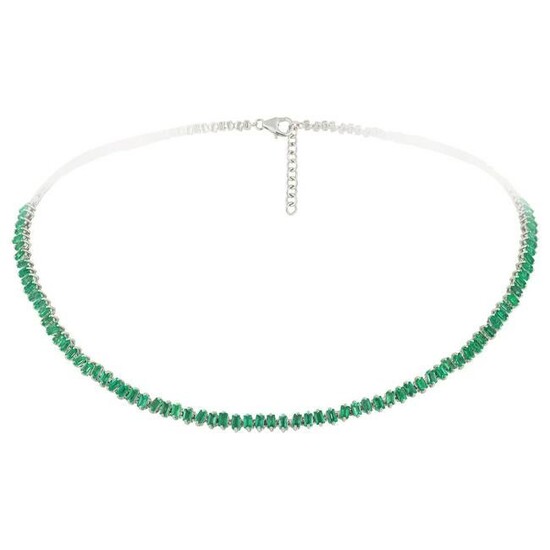 NECKLACE 18K White Gold Emerald 6.08 Cts/76 Pcs With a