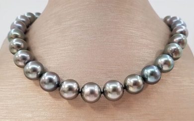 NO RESERVE - 12x13.5mm Round Peacock Grey Tahitian Pearls - 14 kt. White gold - Necklace