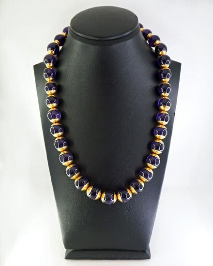 Necklace in amethyst and 18K gold