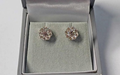 PAIR 18CT GOLD DIAMOND CLUSTER EARSTUDS, THE DIAMONDS APPROX...
