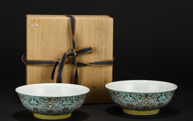 PAIR TURQUOISE-GROUND FAMILLE ROSE PORCELAIN BOWLS