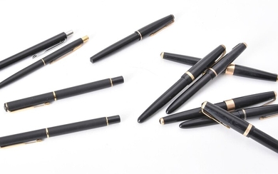 Parker, a collection of black pens