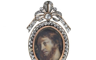 Portait Silver and gold pendant with rock crystal