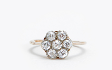 RING, 14k gold, 7 old cut diamonds approx 0,70ct, weight approx 1,7 grams.