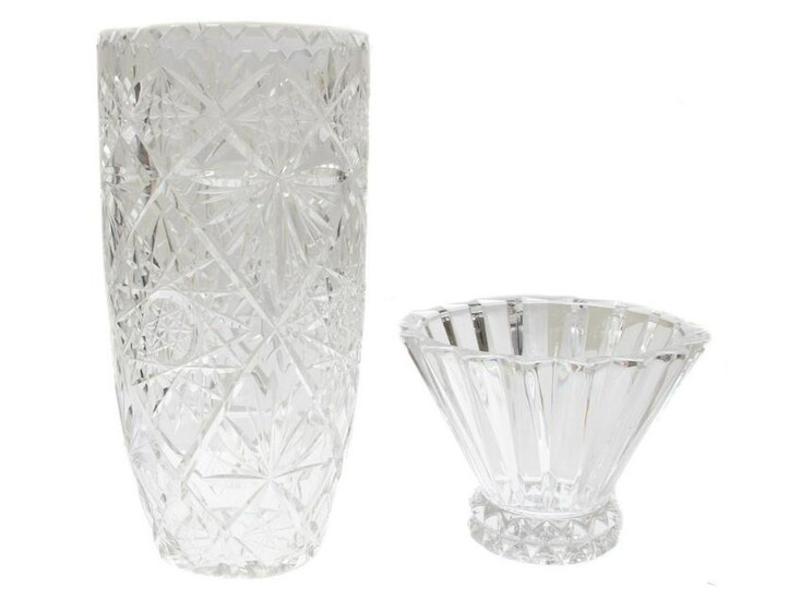 SET OF TWO CERMAN CLASSIC CUT CRYSTAL GLASS VASES