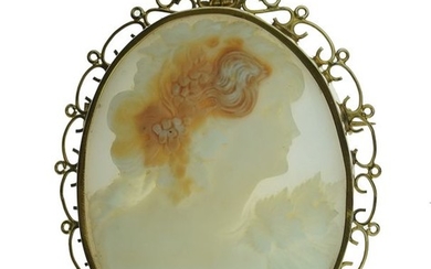 Schelpcamee - 14 kt. Yellow gold - Brooch, Pendant Woman portrait