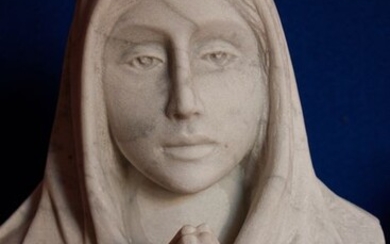 Sculpture of the Virgin Mary - White Statuary Marble of Carrara - c.a. 1900