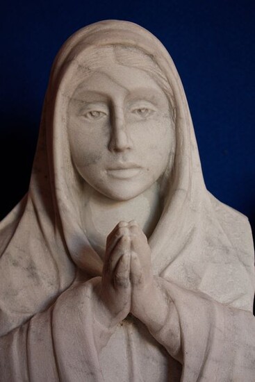 Sculpture of the Virgin Mary - White Statuary Marble of Carrara - c.a. 1900