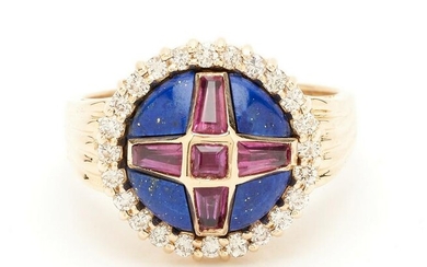 Stuart Devlin "Queen Victoria" Ring