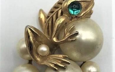 TRIFARI Signed Frog with Faux Pearls Brooch