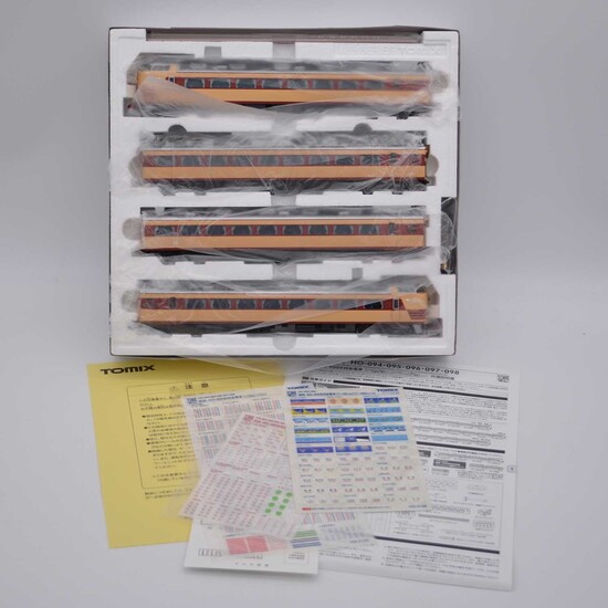 Tomix HO gauge model railway set, ref HO-094 JNR limited express series 485/489 Kuha481-300