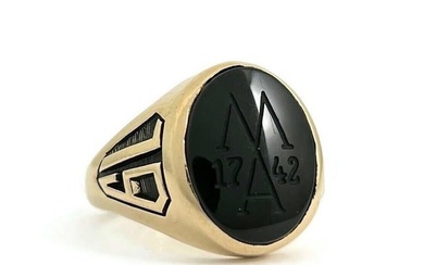 Vintage 1987 Black Onyx Engraved 1742 Class Ring 14K Yellow Gold, 8.65 Grams