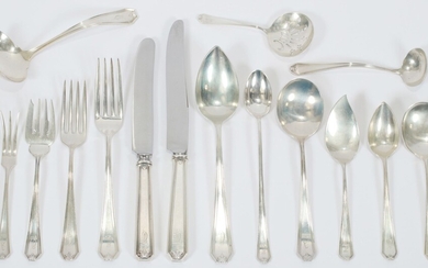 WHITING GORHAM STERLING "LADY BALTIMORE" DINNER AND LUNCHEON FLATWARE, 150 PCS, 94 TR OZ