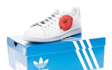 adidas - Stan Smith all white Kiss customized by PatBo sneakers