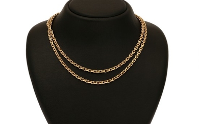 A necklace of 14k gold. L. 90 cm. Weight app. 67 g.