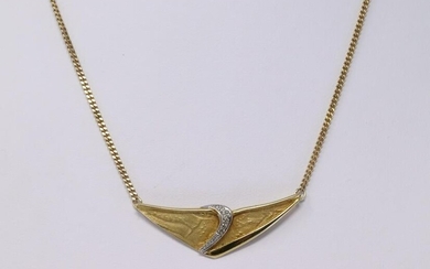 14Kt Diamond Necklace Yellow Gold