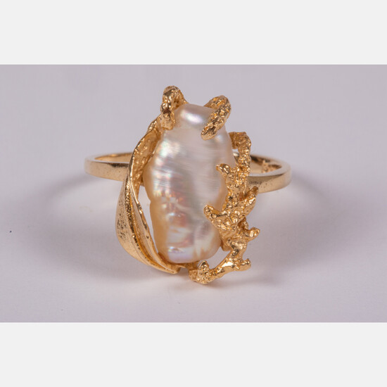 14kt Yellow Gold and Mabe Pearl Ring