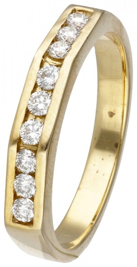 18K. Yellow gold ring set with approx. 0.27 ct. diamond.