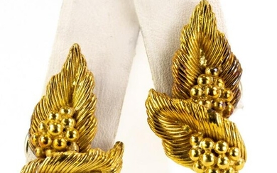 18k Gold Italian Designer Grape Leaf Earrings VTG