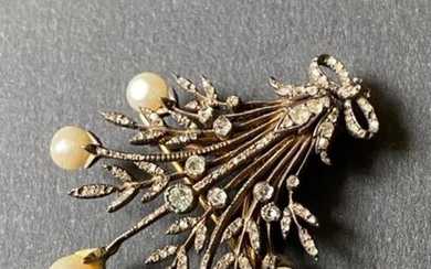 1930's gold sheaf brooch with rose cut brilliants...