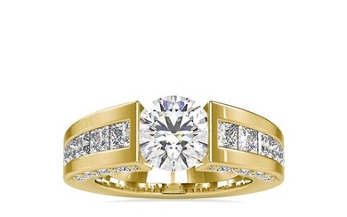 4.67 Carat Diamond 18K Yellow Gold Engagement Ring