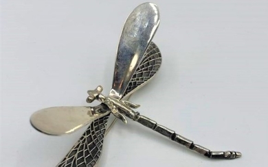 .925 STERLING SILVER Quality DRAGONFLY Brooch