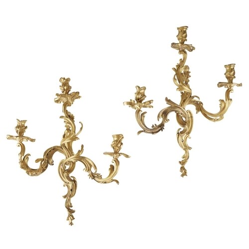 A 19TH CENTURY PAIR OF FINE LOUIS XV STYLE GILT BRONZE WALL ...
