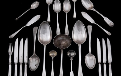 A COLLECTION OF SILVER FLATWARE AND CUTLERY