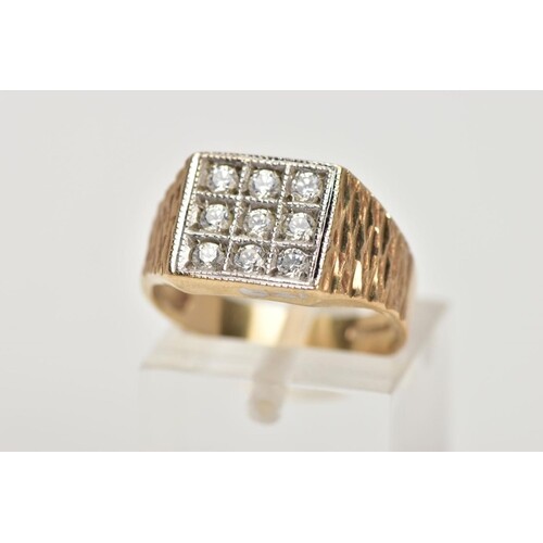 A GENTS 9CT GOLD CUBIC ZIRCONIA SIGNET RING, of a square sha...