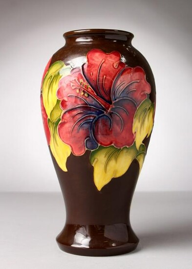A GOOD MOORCROFT POTTERY VASE, "Hibiscus". No. 75 of