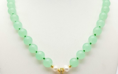 A Lime Green Jade Bead Necklace with Keisha Pearl...