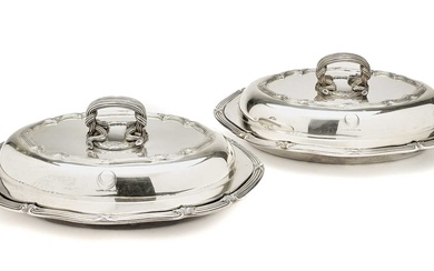 A PAIR OF VICTORIAN SILVER ENTREE DISHES, COVERS AND HANDLES, MORTIMER & HUNT, LONDON, 1843