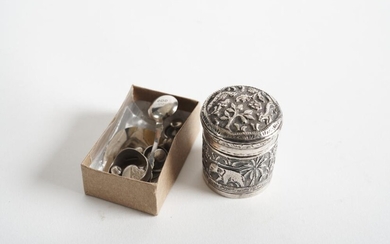 A SILVER TRINKET BOX, TOGETHER WITH A MUSTARD SPOON, CUFFLINKS AND A SILVER RING, LEONARD JOEL LOCAL DELIVERY SIZE: SMALL