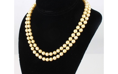 A vintage two strand cultured pearl necklace - mid-20th cent...