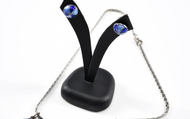 AN ENAMELLED JEWELLERY SUITE BY DAVID ANDERSEN, NORWAY DESIGN, IN STERLING SILVER COMPRISING A PENDANT AND A PAIR OF EARRINGS