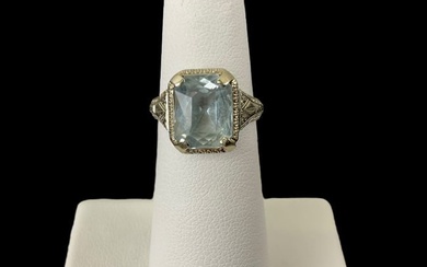 Art Deco 18K White Gold Belais Aquamarine Ring