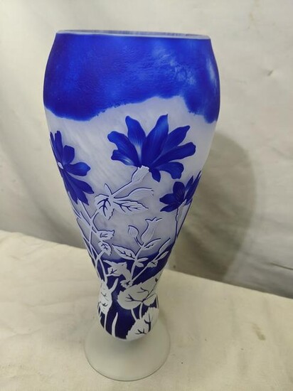Blue & White Cameo Art Glass Vase w/ Flowers