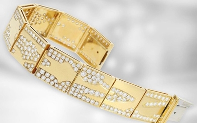 Bracelet: unique and solid goldsmith's bracelet made of...