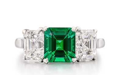 Bulgari Emerald and Diamond Ring | 寳格麗 | 1.56克拉 天然「哥倫比亞」無油祖母綠 配 1.54 和 1.50 克拉 G色 鑽石 戒指