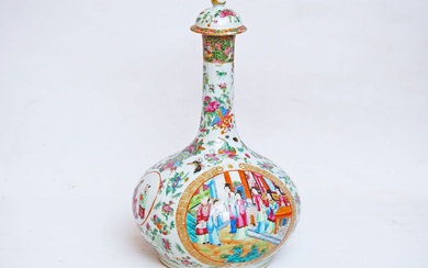 CHINE - Canton, fin XIXe Vase de forme bouteille... - Lot 26 - Alexandre Landre Paris
