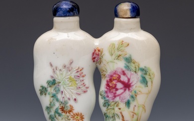 China, a famille rose porcelain 'double' snuff bottle and stoppers, late Qing dynasty (1644-1912)