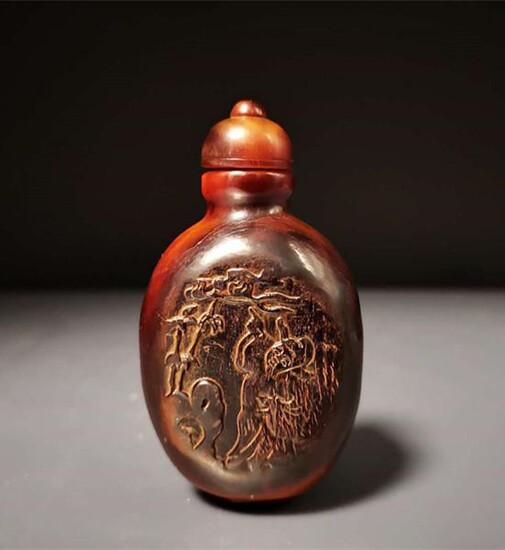 Chinese Horn Snuff Bottle