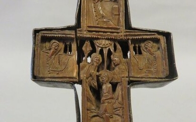 Croix en buis sculpté, à décor de scènes... - Lot 26 - Jonquet