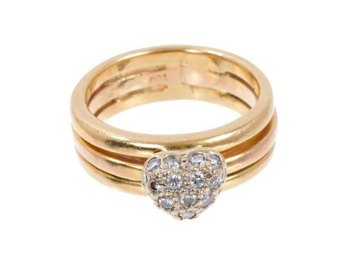 Diamond cluster ring with a bombe cluster of brilliant cut diamonds on a two-colour gold triple band ring