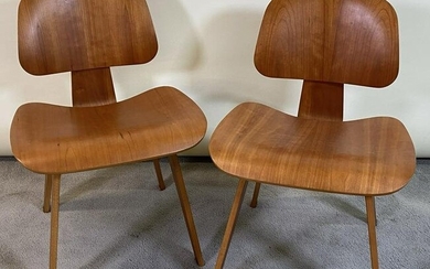 EAMES DCW MOLDED CHAIRS