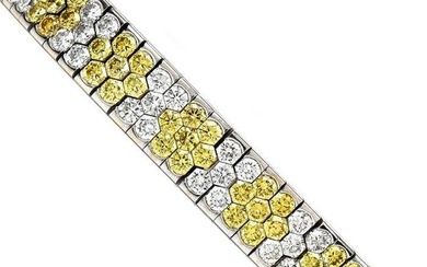 Estate 18.72ct Natural Fancy Yellow Diamond 18k Gold Bracelet